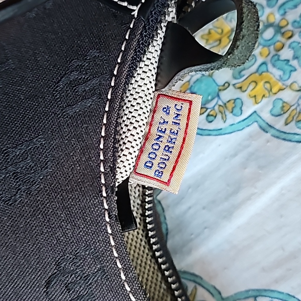 VTG Dooney & Bourke Black Monogram Signature Canvas & Leather Hobo Shoulder Bag - Picture 14 of 16